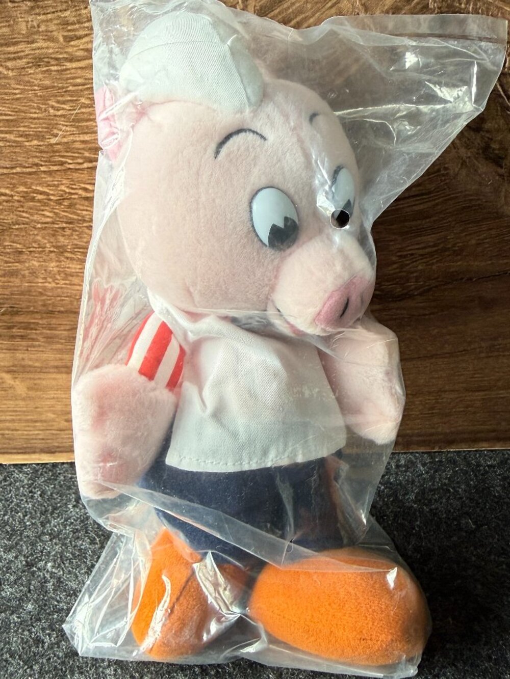 Vintage 1998 Piggly Wiggly Mr Pig Bean Bag Plush NIP